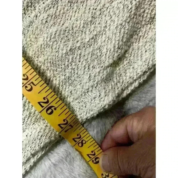 Liz Clairborne Sweater Large Gold Metallic Open Knit Kangaroo Pocket Pullover - Picture 8 of 10